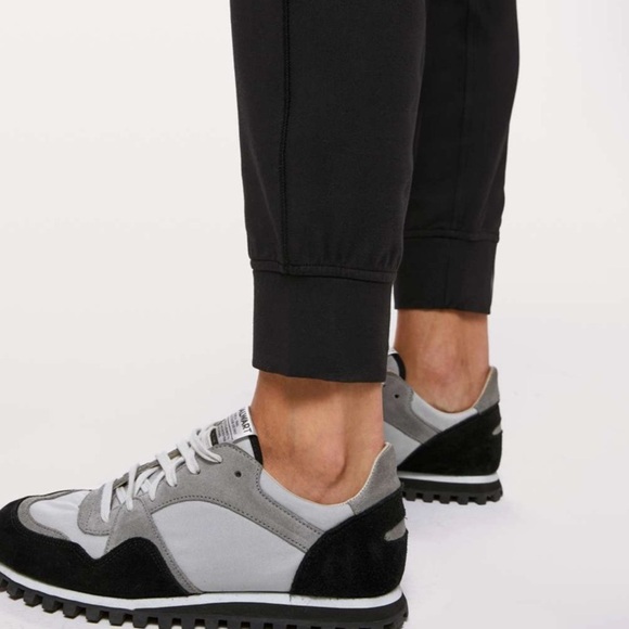 LULULEMON Ready to Rulu Pants Black Size 4 - Picture 8 of 12